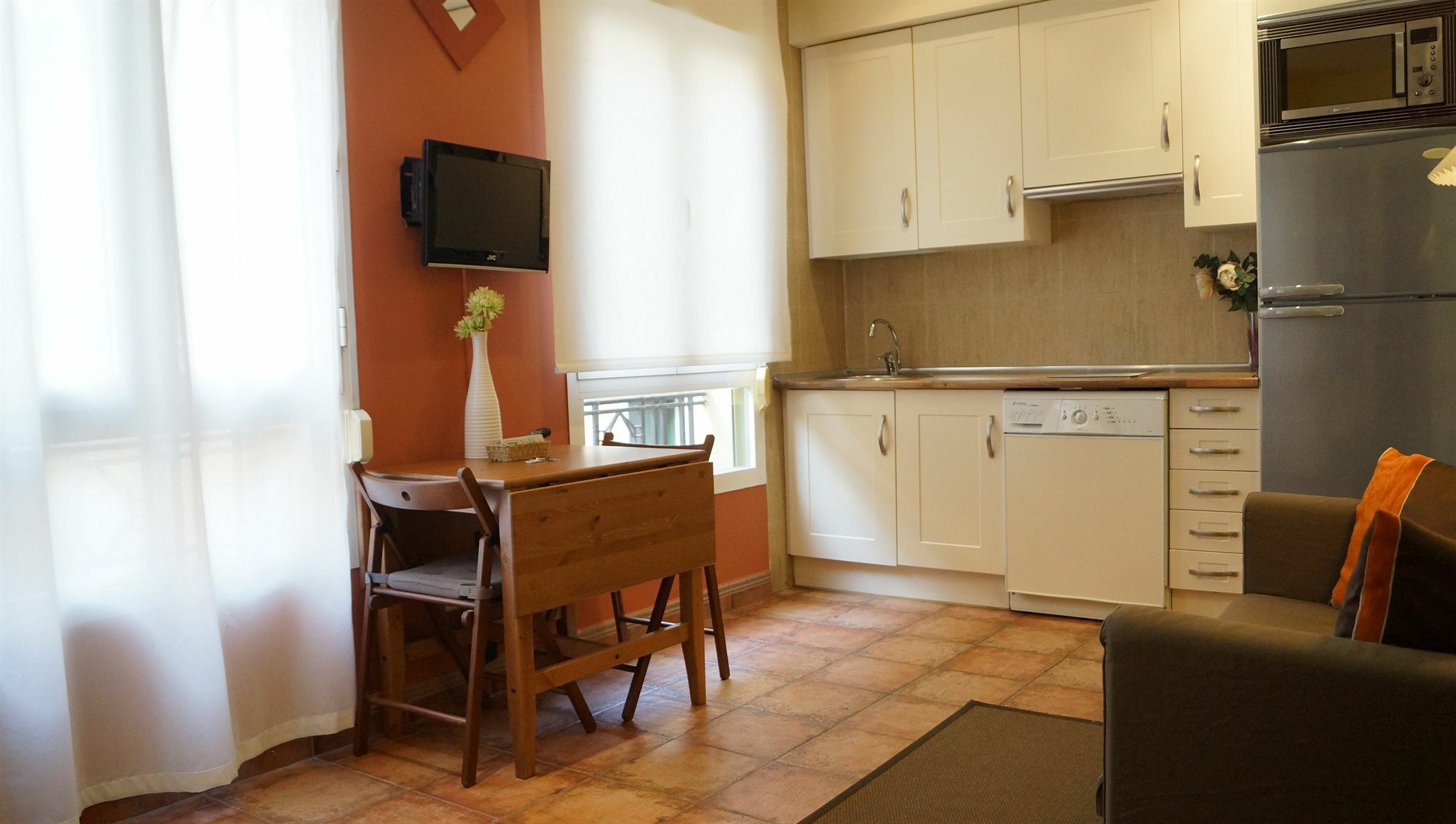 Apartamento Tirso De Molina Madrid Esterno foto